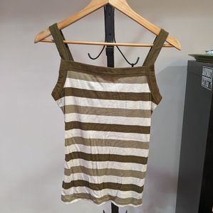 Gap striped tank